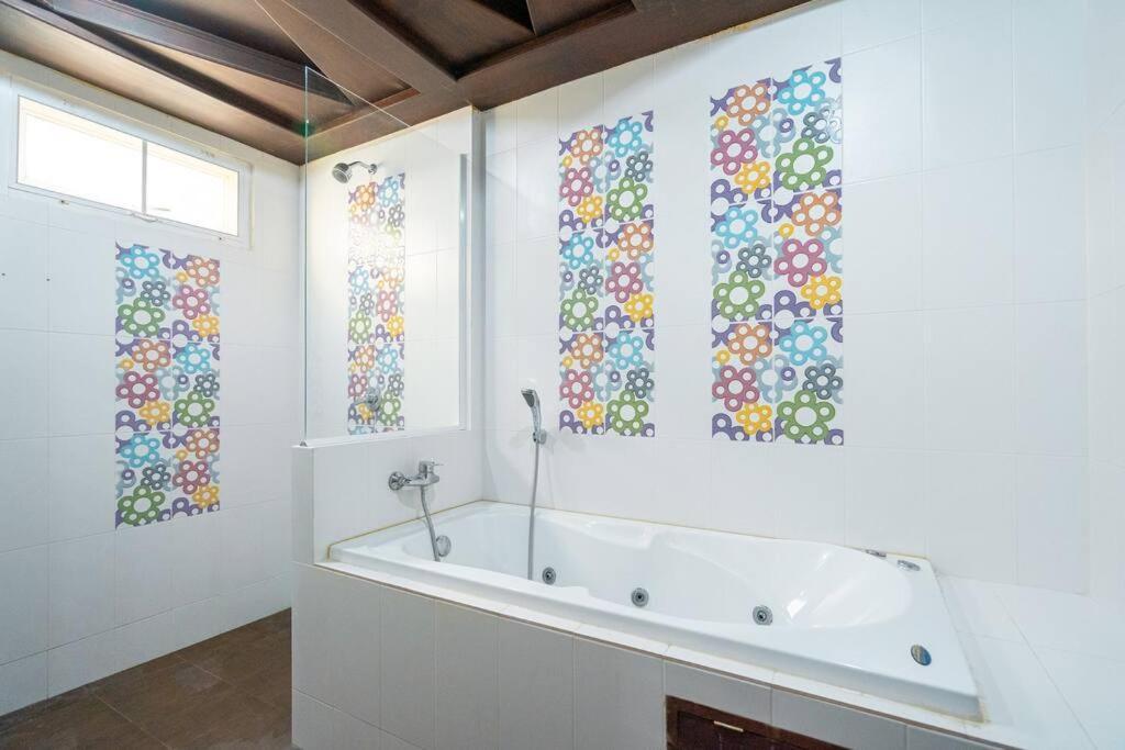 Apartment New 3 Bedroom In Nanai Patong