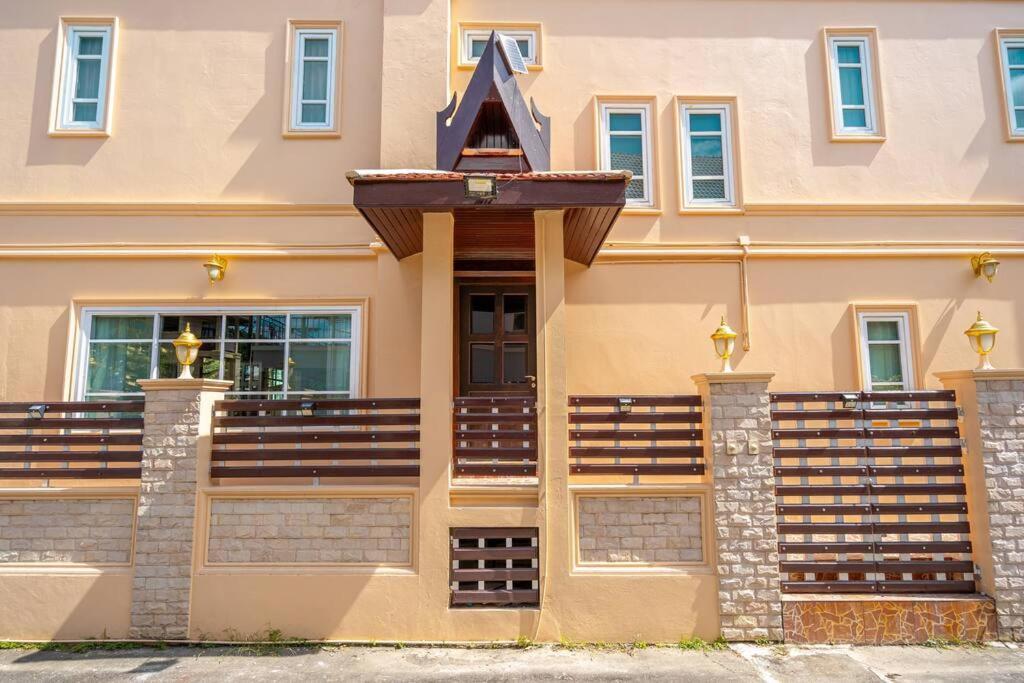 New 3 Bedroom In Nanai *